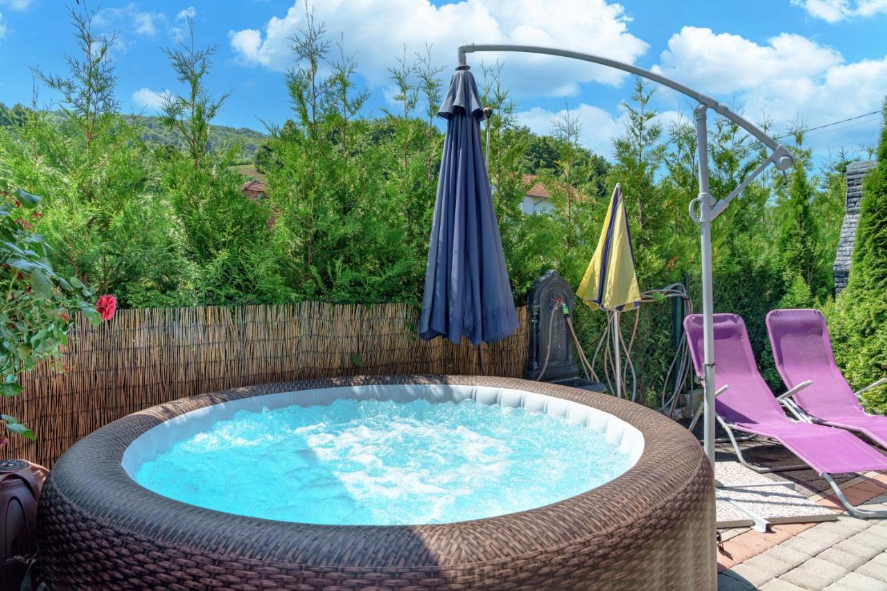Kuca Za Odmor Rukova Hiza Villa Donja Stubica Kültér fotó